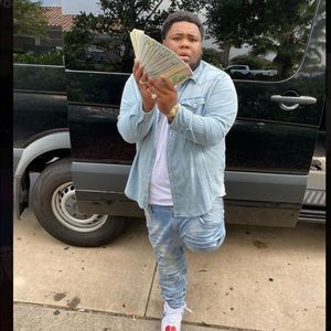 Meet your Posher, Javonte